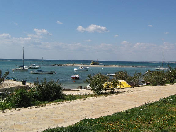 Casa Vacanze a Porto Cesareo Affitto: Appartamento Fronte Mare, fino a sei persone 20 Casa Vacanze a Porto Cesareo Affitto: Appartamento Fronte Mare, fino a sei persone 20