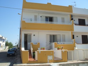 Appartamento al 1° piano in centro a Torre San Giovanni in affitto estate 2015