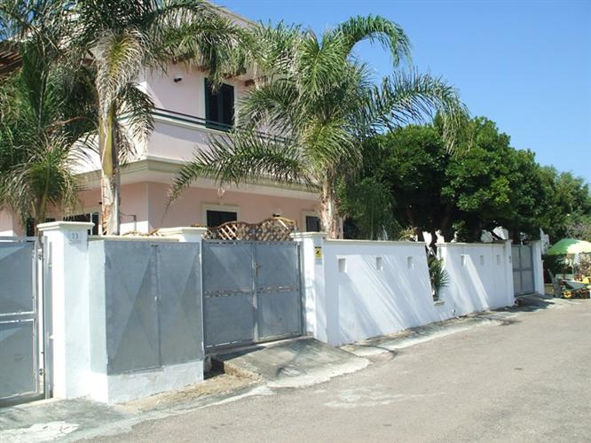 Villetta in affitto per l'estate nel salento indipendente a Torre San Giovanni 17 Villetta in affitto per l'estate nel salento indipendente a Torre San Giovanni 17