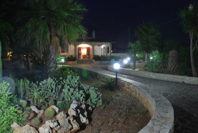 Villa con Vista Mare e Vasto Giardino a Torre Pali: Casa in affitto 25 Villa con Vista Mare e Vasto Giardino a Torre Pali: Casa in affitto 25