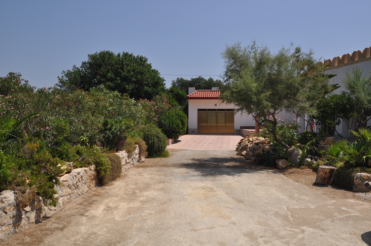 Affitto, anche non a settimane, appartamento con depandance  a Torre Suda nel Salento