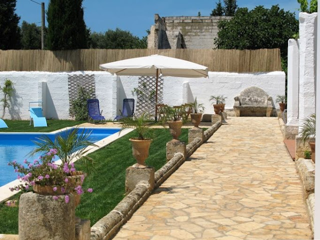 Villa per vacanze con piscina per gruppi vicino Gallipoli 16 Villa per vacanze con piscina per gruppi vicino Gallipoli 16