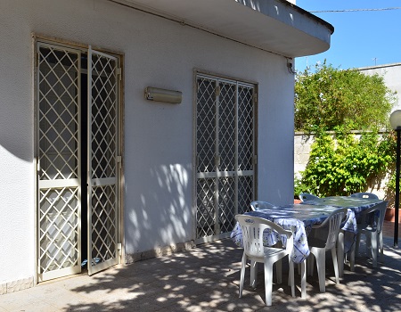 Affitto appartamento con giardino a torre lapillo per 10 persone 11